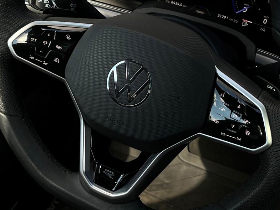 Volkswagen Touareg III Рестайлинг Санкт-Петербург  - изображение 32