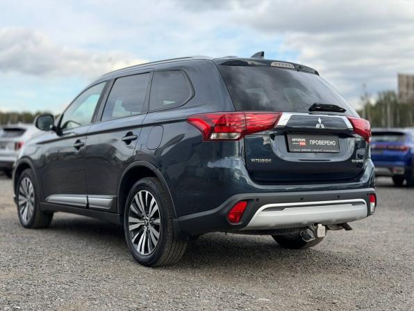 Mitsubishi Outlander III Рестайлинг 3 с пробегом 2019 года, цена 2 365 000 рублей, 60000 км, внедорожник, Автокод Объявления