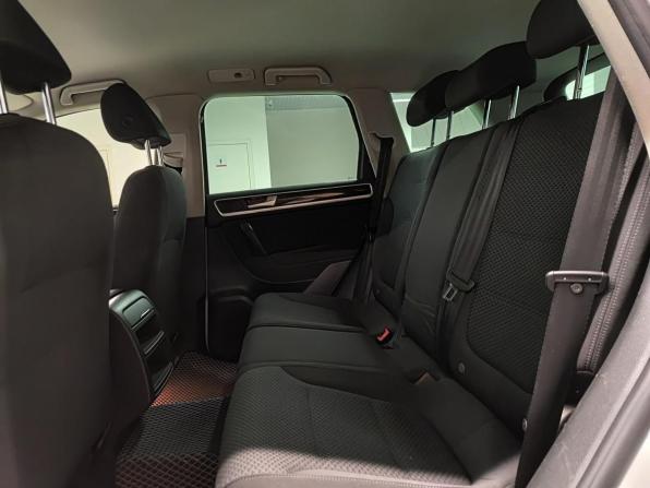 Volkswagen Touareg II Рестайлинг с пробегом 2014 года, цена 1 699 000 рублей, 308430 км, внедорожник, Автокод Объявления