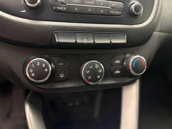 Kia Ceed II с пробегом 2013 года, цена 1 029 000 рублей, 140000 км, хэтчбек, Автокод Объявления