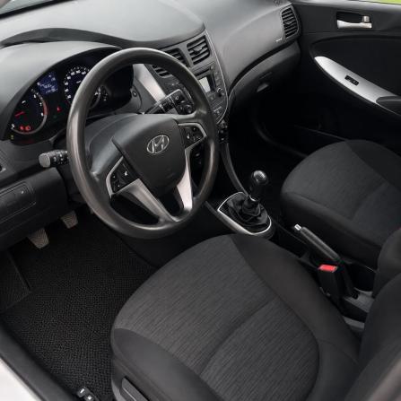 Hyundai Solaris I Рестайлинг с пробегом 2015 года, цена 842 000 рублей, 174780 км, седан, Автокод Объявления