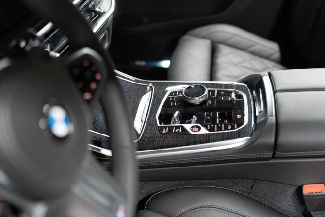 Новый BMW X7 I (G07) Рестайлинг 2026 года, цена 18 490 000 рублей, внедорожник, Автокод Объявления