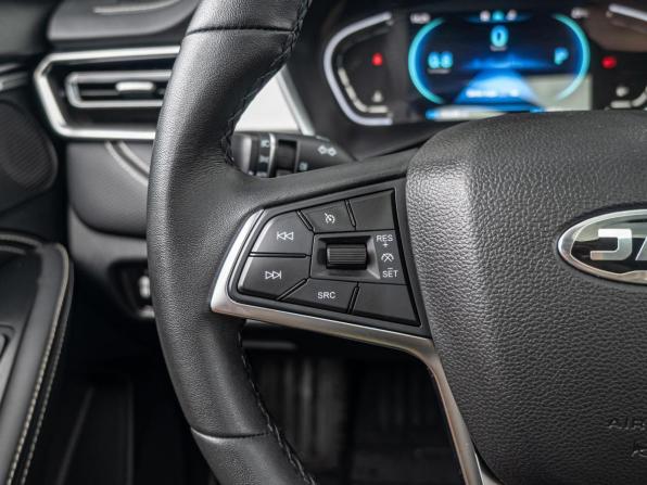 JAC J7 I с пробегом 2023 года, цена 1 410 000 рублей, 36644 км, лифтбек, Автокод Объявления
