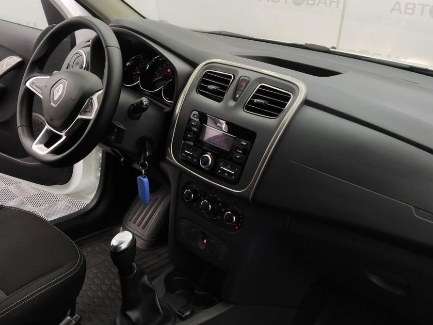 Renault Sandero II Рестайлинг Екатеринбург  - изображение 17