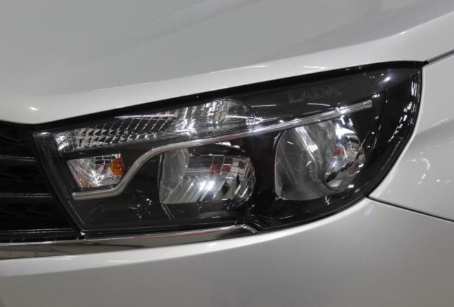 Lada (ВАЗ) Vesta I с пробегом 2020 года, цена 1 090 000 рублей, 63274 км, седан, Автокод Объявления