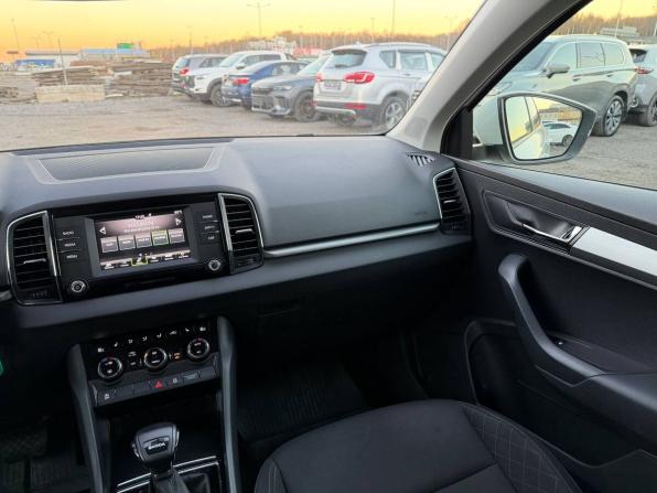 Skoda Karoq I с пробегом 2020 года, цена 1 725 000 рублей, 180827 км, внедорожник, Автокод Объявления