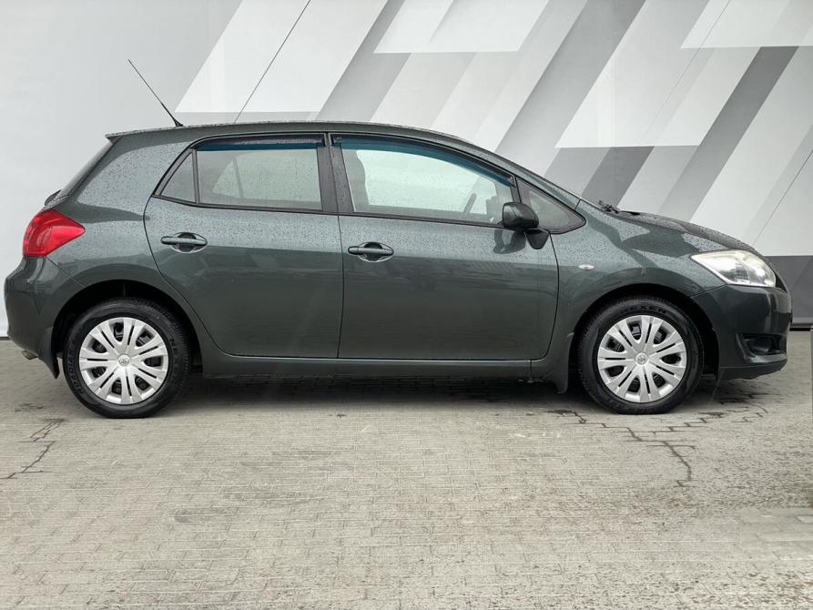 Toyota Auris I Екатеринбург  - изображение 4