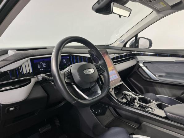 Geely Atlas II с пробегом 2024 года, цена 2 980 000 рублей, 45262 км, внедорожник, Автокод Объявления