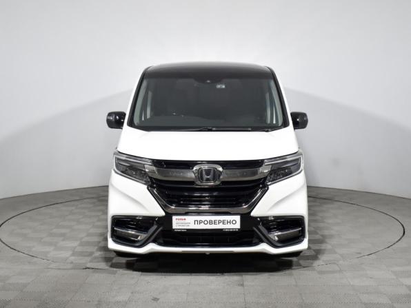 Honda Stepwgn V Рестайлинг с пробегом 2018 года, цена 3 050 000 рублей, 86000 км, минивэн, Автокод Объявления