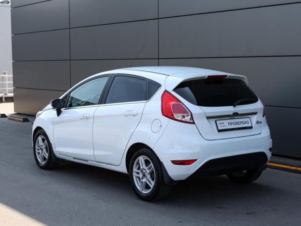 Ford Fiesta Mk6 Рестайлинг с пробегом 2015 года, цена 749 000 рублей, 143900 км, хэтчбек, Автокод Объявления
