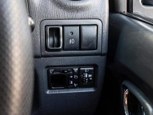 Suzuki Jimny III Рестайлинг 1 с пробегом 2011 года, цена 1 020 000 рублей, 157765 км, внедорожник, Автокод Объявления