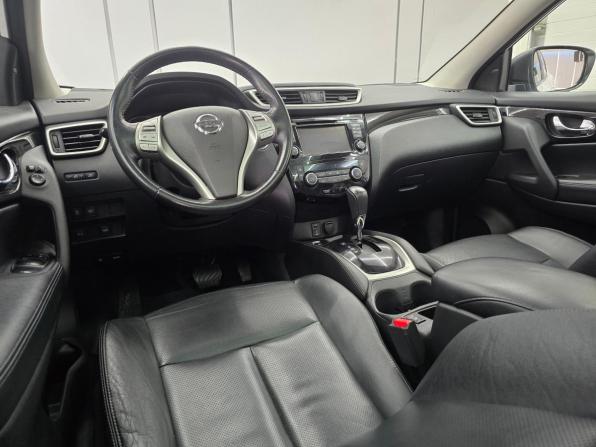 Nissan Qashqai II с пробегом 2018 года, цена 1 775 000 рублей, 152000 км, внедорожник, Автокод Объявления