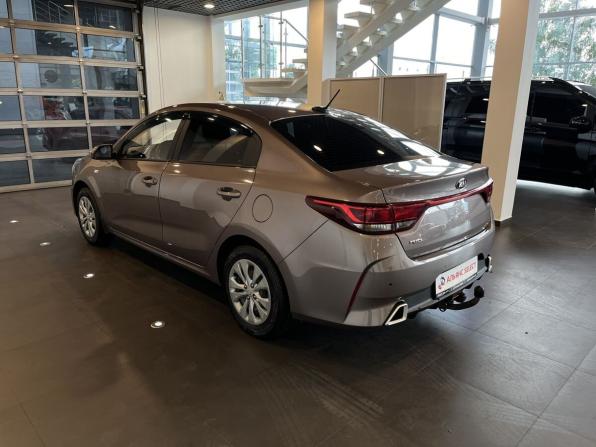 Kia Rio IV Рестайлинг с пробегом 2021 года, цена 1 450 000 рублей, 146514 км, седан, Автокод Объявления