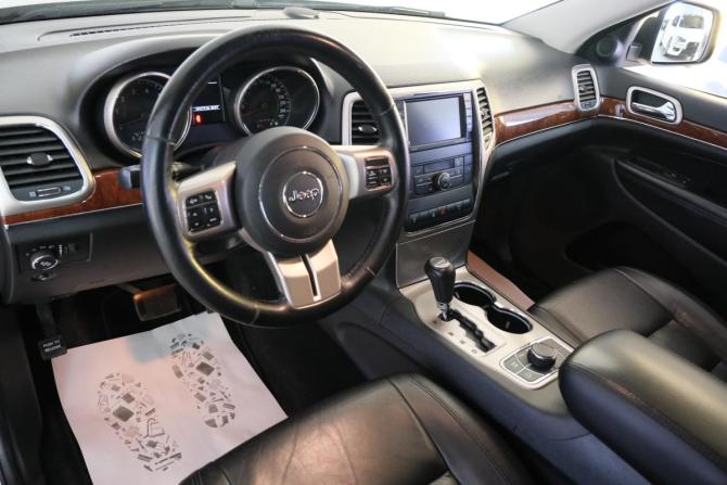 Jeep Grand Cherokee IV (WK2) с пробегом 2012 года, цена 2 749 000 рублей, 184300 км, внедорожник, Автокод Объявления