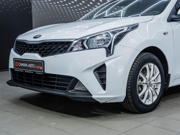 Kia Rio IV Рестайлинг с пробегом 2021 года, цена 1 429 000 рублей, 139023 км, седан, Автокод Объявления
