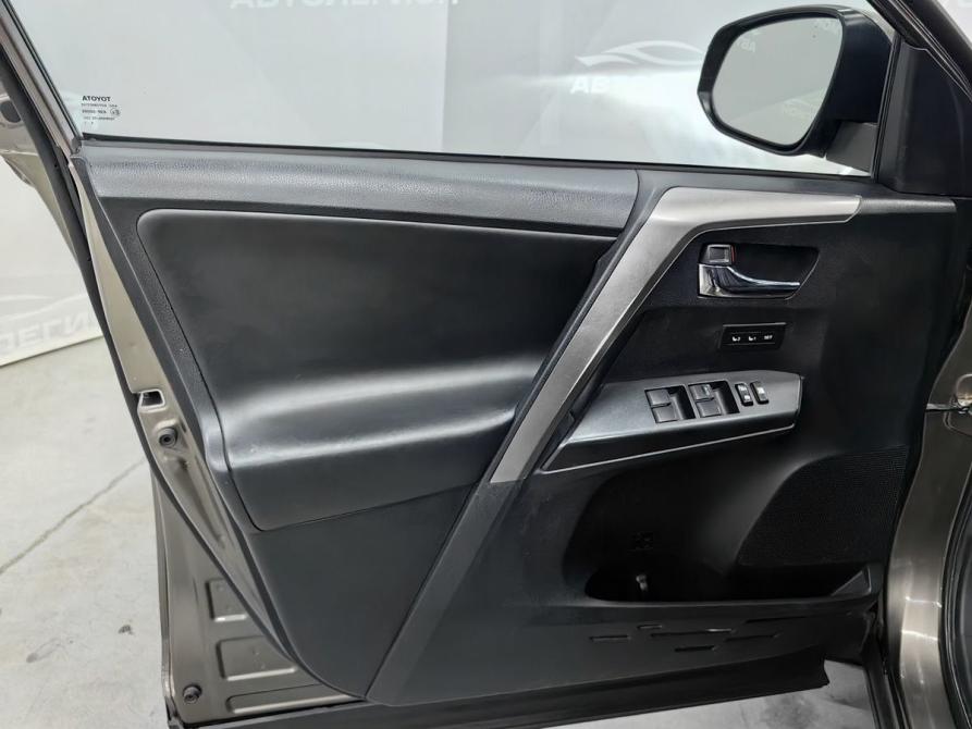 Toyota RAV4 IV (XA40) Рестайлинг Новосибирск  - изображение 19