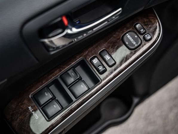 Toyota Camry VII (XV50) Рестайлинг 2 с пробегом 2017 года, цена 2 498 000 рублей, 72592 км, седан, Автокод Объявления