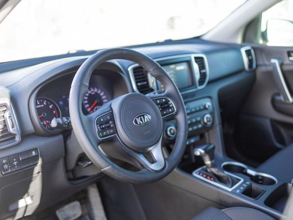 Kia Sportage IV с пробегом 2017 года, цена 1 669 000 рублей, 99220 км, внедорожник, Автокод Объявления