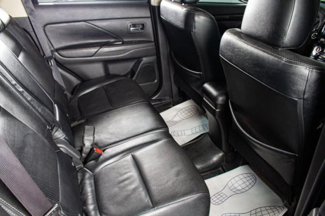 Mitsubishi Outlander III Рестайлинг с пробегом 2015 года, цена 2 129 000 рублей, 198000 км, внедорожник, Автокод Объявления