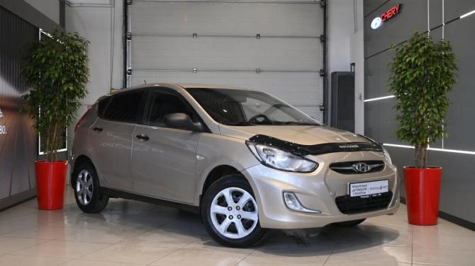Hyundai Solaris I с пробегом 2011 года, цена 435 000 рублей, 232636 км, хэтчбек, Автокод Объявления