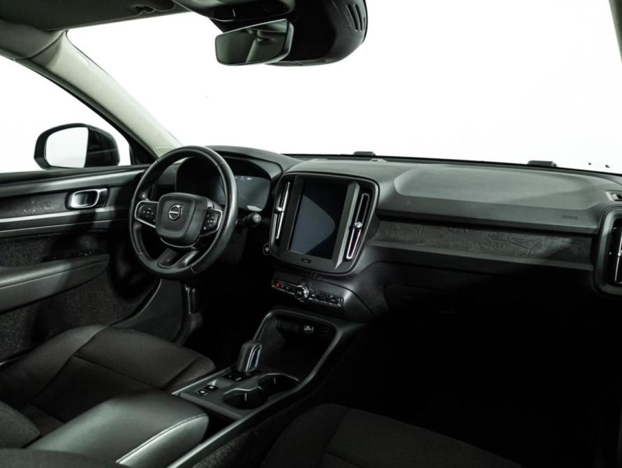 Volvo XC40 I Санкт-Петербург  - изображение 9