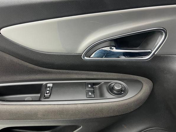Opel Mokka I с пробегом 2015 года, цена 999 000 рублей, 138000 км, внедорожник, Автокод Объявления