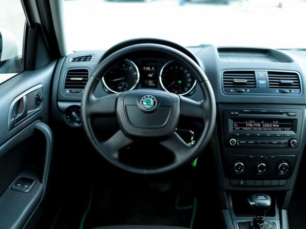 Skoda Yeti I с пробегом 2011 года, цена 799 000 рублей, 178651 км, внедорожник, Автокод Объявления