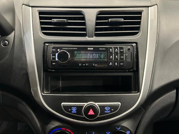 Hyundai Solaris I с пробегом 2014 года, цена 549 000 рублей, 322157 км, седан, Автокод Объявления