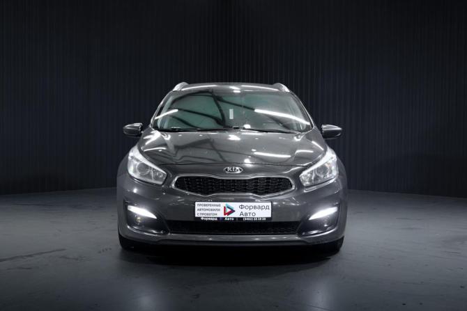 Kia Ceed II Рестайлинг с пробегом 2017 года, цена 1 400 000 рублей, 112181 км, универсал, Автокод Объявления