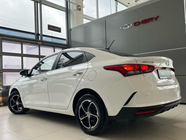 Hyundai Solaris II Рестайлинг с пробегом 2021 года, цена 1 579 000 рублей, 85549 км, седан, Автокод Объявления