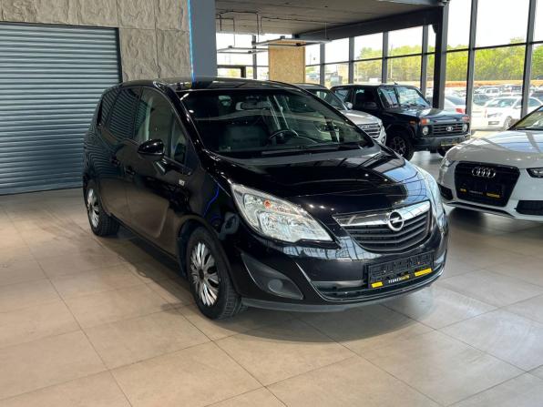 Opel Meriva B с пробегом 2011 года, цена 775 000 рублей, 95331 км, компактвэн, Автокод Объявления