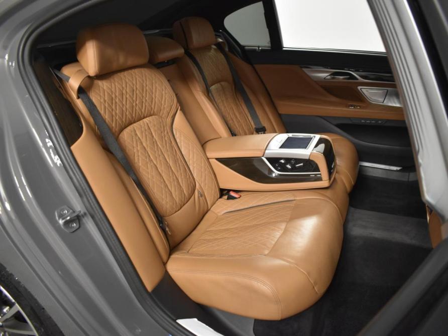 BMW 7 серии VI (G11/G12) Рестайлинг Казань  - изображение 7