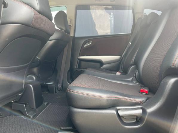 Honda Stream II Рестайлинг с пробегом 2010 года, цена 1 427 000 рублей, 153790 км, компактвэн, Автокод Объявления