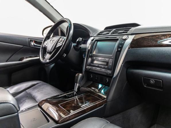 Toyota Camry VII (XV50) Рестайлинг с пробегом 2015 года, цена 2 438 000 рублей, 140938 км, седан, Автокод Объявления