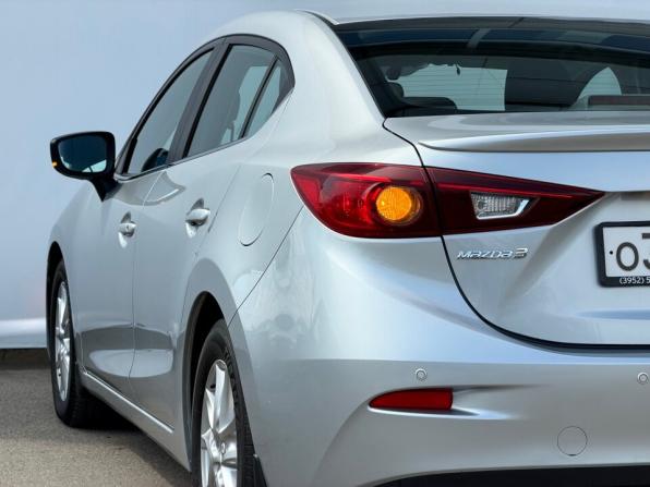 Mazda 3 III (BM) Рестайлинг с пробегом 2017 года, цена 1 550 000 рублей, 56000 км, седан, Автокод Объявления