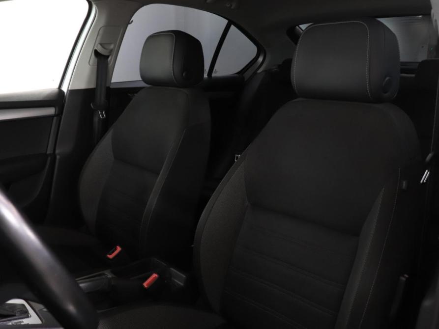 Skoda Octavia III (A7) Рестайлинг Москва  - изображение 17