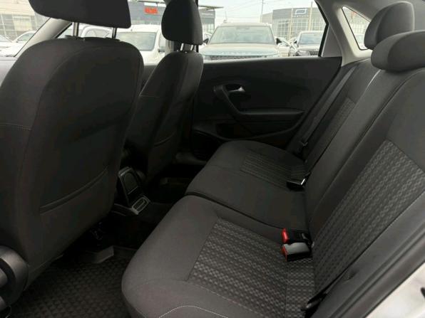 Volkswagen Polo V Рестайлинг с пробегом 2017 года, цена 1 235 000 рублей, 84008 км, седан, Автокод Объявления