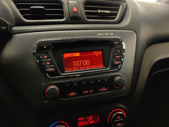 Kia Rio III с пробегом 2015 года, цена 875 000 рублей, 65970 км, хэтчбек, Автокод Объявления