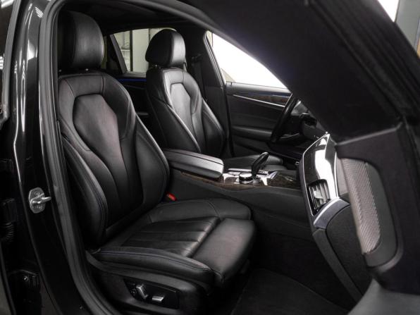 BMW 5 серии VII (G30/G31/G38) с пробегом 2019 года, цена 4 876 000 рублей, 62078 км, седан, Автокод Объявления