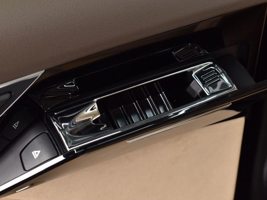 Audi A8 III (D4) Рестайлинг Кемерово  - изображение 32