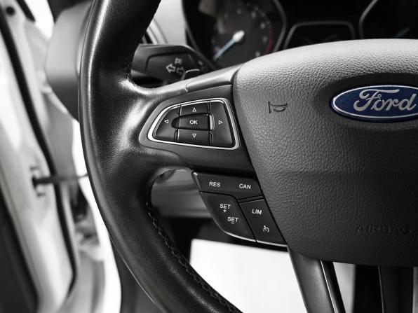 Ford Kuga II Рестайлинг с пробегом 2018 года, цена 1 735 000 рублей, 103370 км, внедорожник, Автокод Объявления