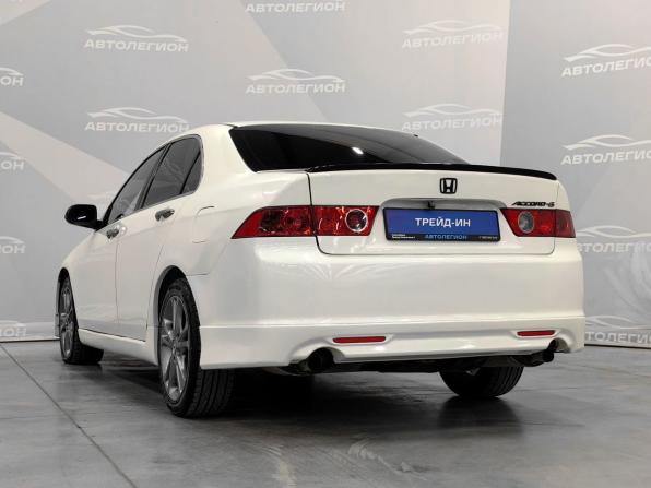 Honda Accord VII Рестайлинг с пробегом 2007 года, цена 700 000 рублей, 292521 км, седан, Автокод Объявления