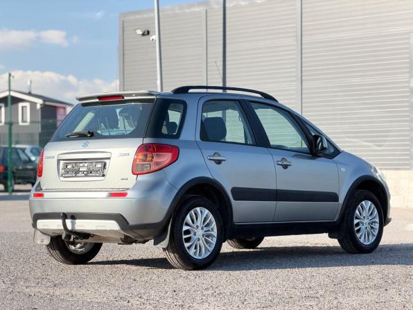 Suzuki SX4 I (Classic) Рестайлинг с пробегом 2011 года, цена 990 000 рублей, 153255 км, хэтчбек, Автокод Объявления