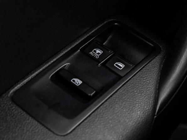 Volkswagen Polo V с пробегом 2012 года, цена 725 000 рублей, 178534 км, седан, Автокод Объявления