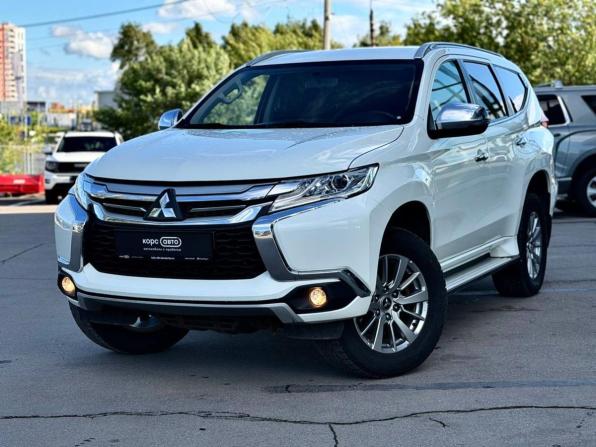 Mitsubishi Pajero Sport III