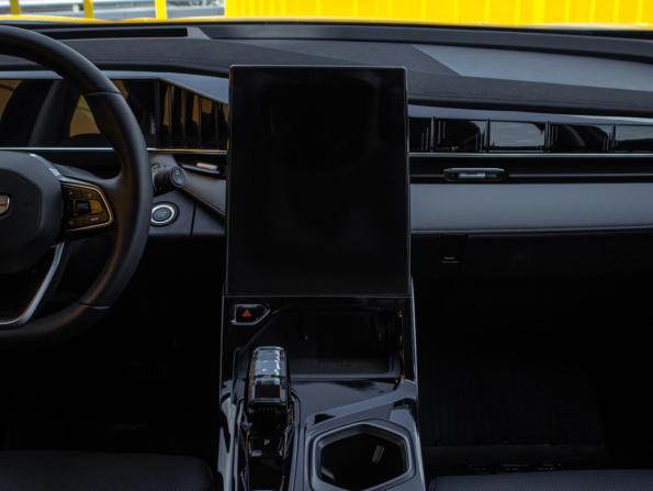 Geely Atlas II с пробегом 2024 года, цена 3 250 000 рублей, 26270 км, внедорожник, Автокод Объявления