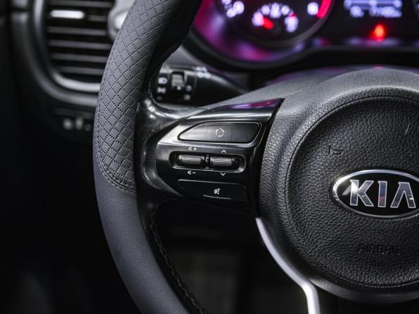 Kia Rio IV с пробегом 2017 года, цена 1 329 000 рублей, 171485 км, хэтчбек, Автокод Объявления