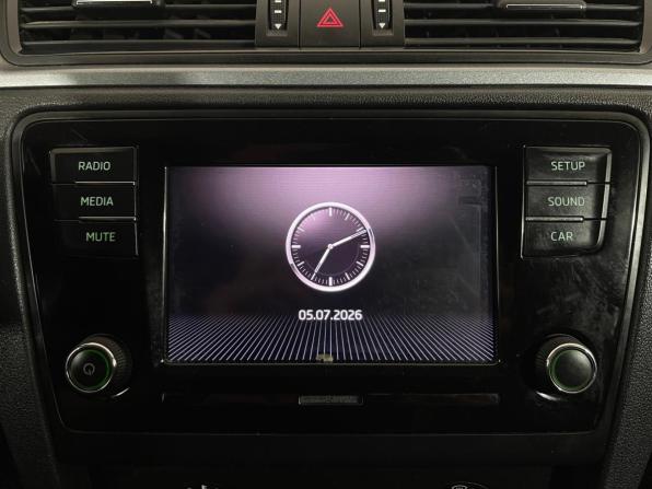 Skoda Rapid I с пробегом 2017 года, цена 935 000 рублей, 205820 км, лифтбек, Автокод Объявления
