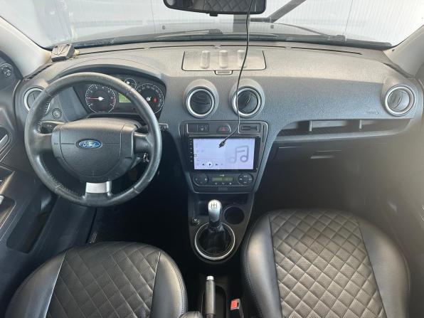 Ford Fusion I Рестайлинг с пробегом 2006 года, цена 411 000 рублей, 238216 км, хэтчбек, Автокод Объявления