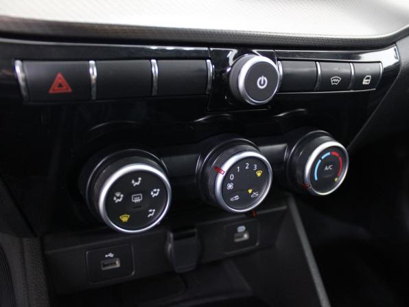Lada (ВАЗ) Vesta I Рестайлинг (NG) с пробегом 2024 года, цена 1 259 900 рублей, 77789 км, седан, Автокод Объявления